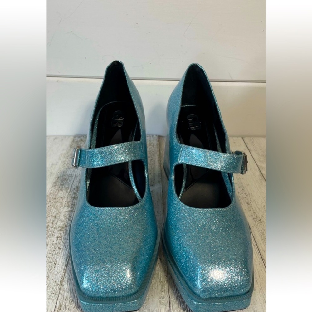 Gianni Bini Metallic Glitter Blue Platform Mary Jane’s